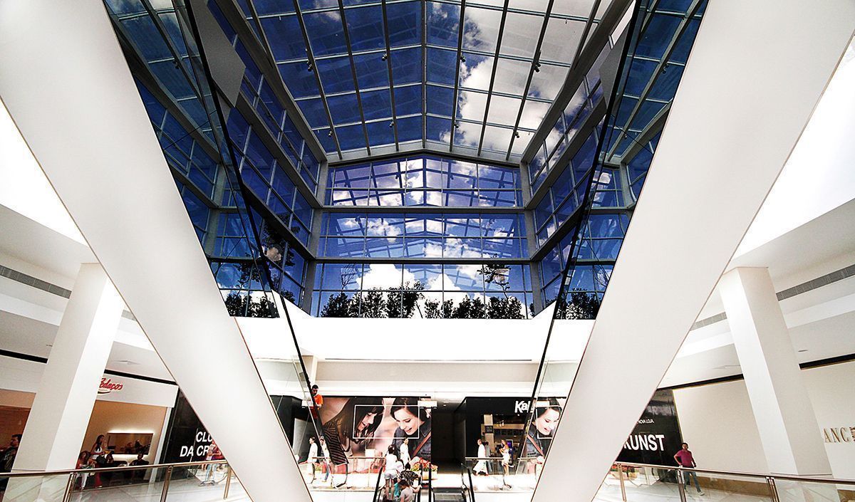 Fachada e cobertura de vidro duplo shopping iguatemi