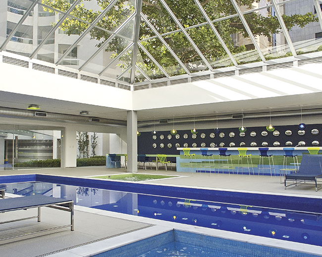 espelhos coloridos com película PVB