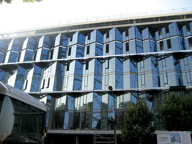 projeto dos arquitetos franceses Denis Valode e Jean Pistre,