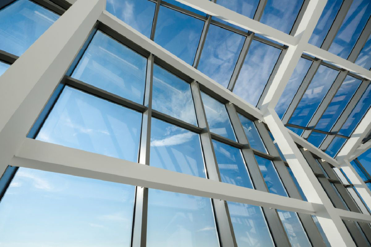 fachada e cobertura de vidro