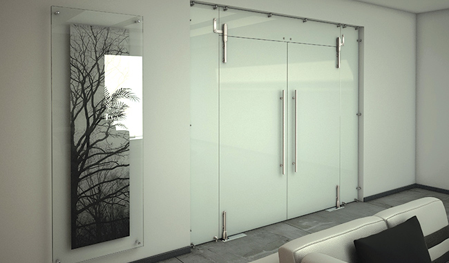 Aplicação de sistema de ferragens da Rollit. A empresa prepara o lançamento de um catálogo renovado, em um estande focado no especificador e no vidraceiro